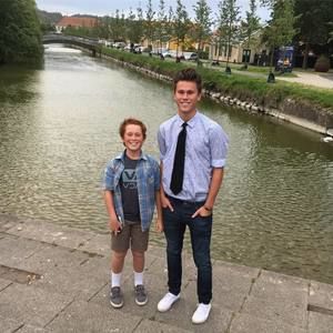 Meet your Posher, Devin